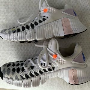 Nike Sneakers!